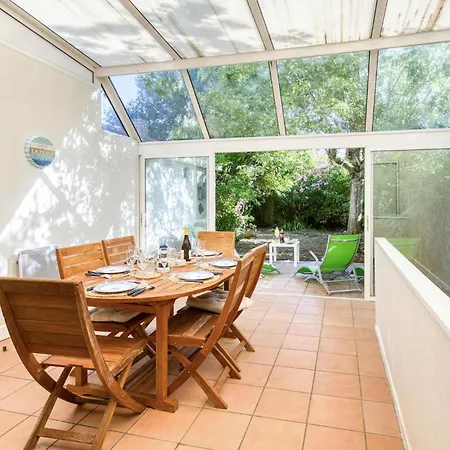 Charmante Maison Proche ラ・ロシェル